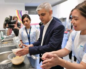 Sadiq Khan visits osmani trust